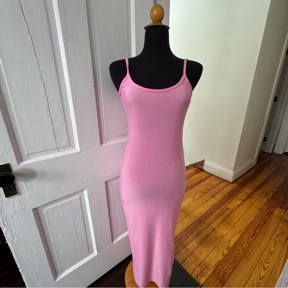 Fashion Nova ribbed maxi dress